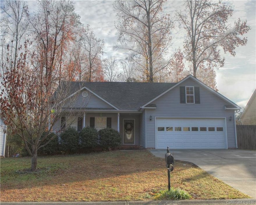 Come see this beautifully maintained ranch in the desirable Boatshore subdivision. This 3 bedroom 2 bathroom home has a large living room with corner gas fireplace and hardwood floors. The kitchen and breakfast area open to an elevated deck with a peek-a-boo view of Lake Wylie. The spacious master bedroom features tray ceilings with a double vanity in the master bath. The large backyard has a privacy fence and a storage building. The 2 car garage is heated and cooled.