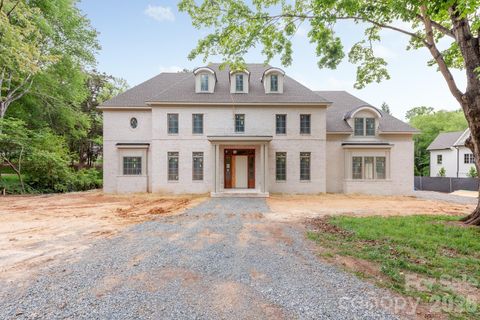 Photo of 2311 Thornridge Road, Charlotte, NC 28226 (MLS # 4381629)