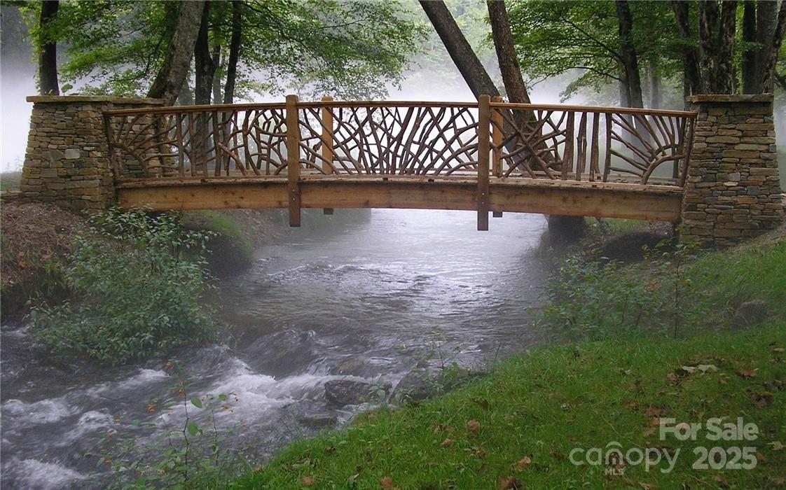 Mystic Forest - Land