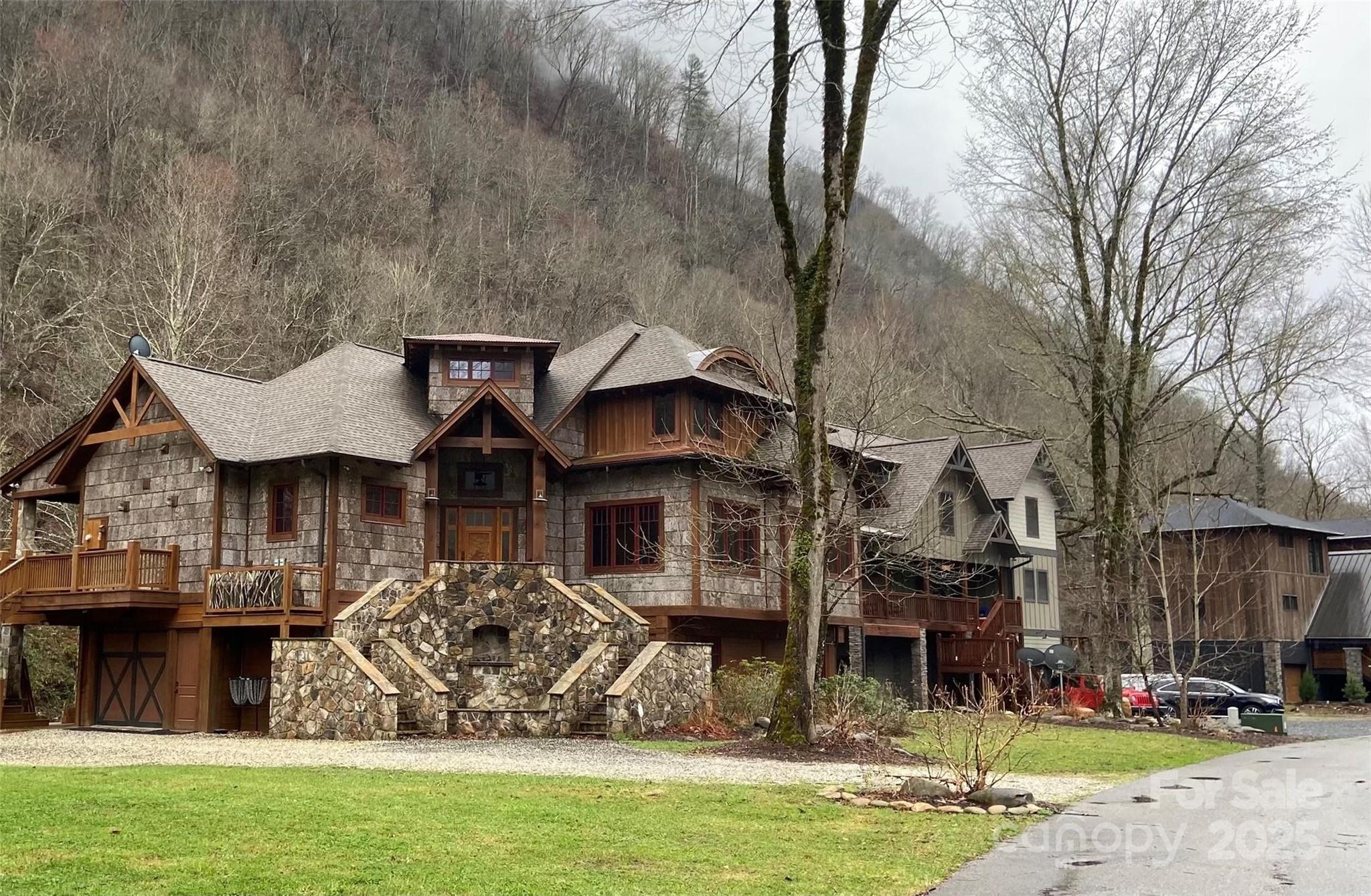 Mystic Forest - Land