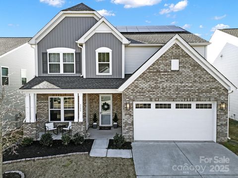 3155 Pinehills Way Mount Holly NC 28120