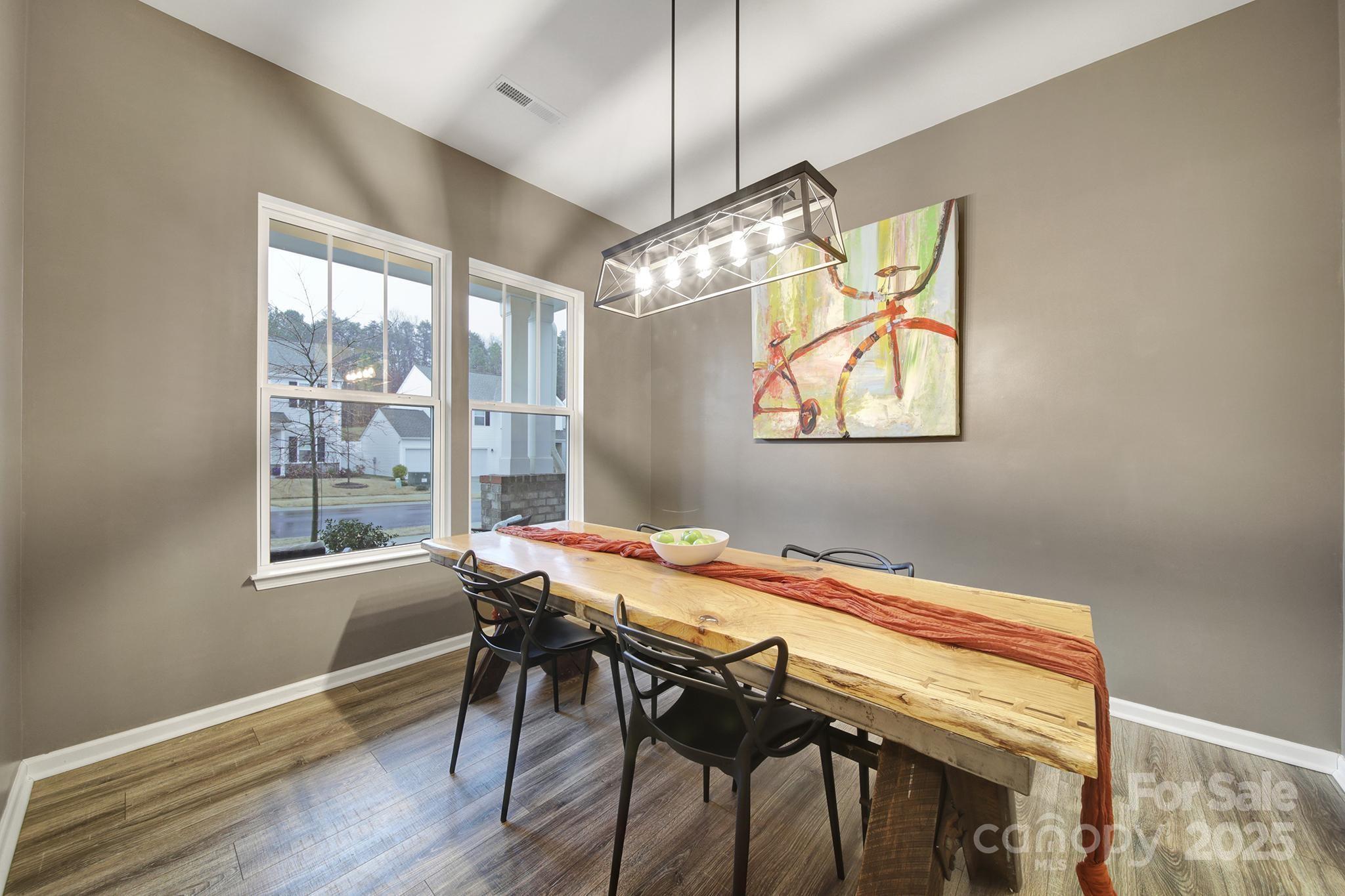 3155 Pinehills Way