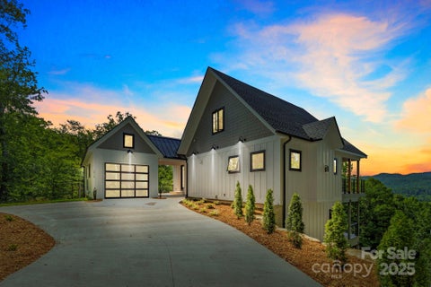 Photo for 1018 Willow Ridge Drive