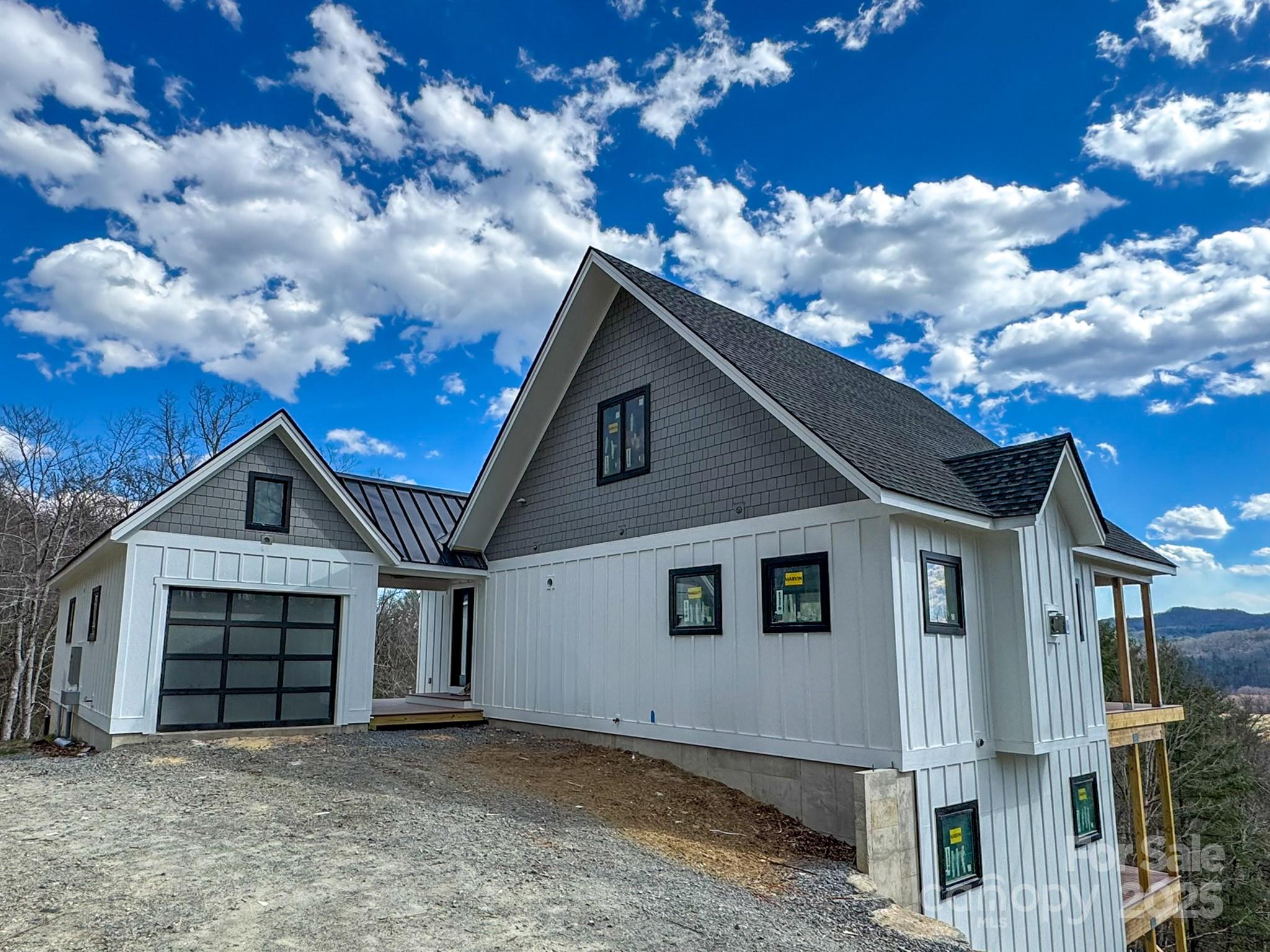 1018 Willow Ridge Drive