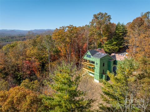 A home in Hendersonville