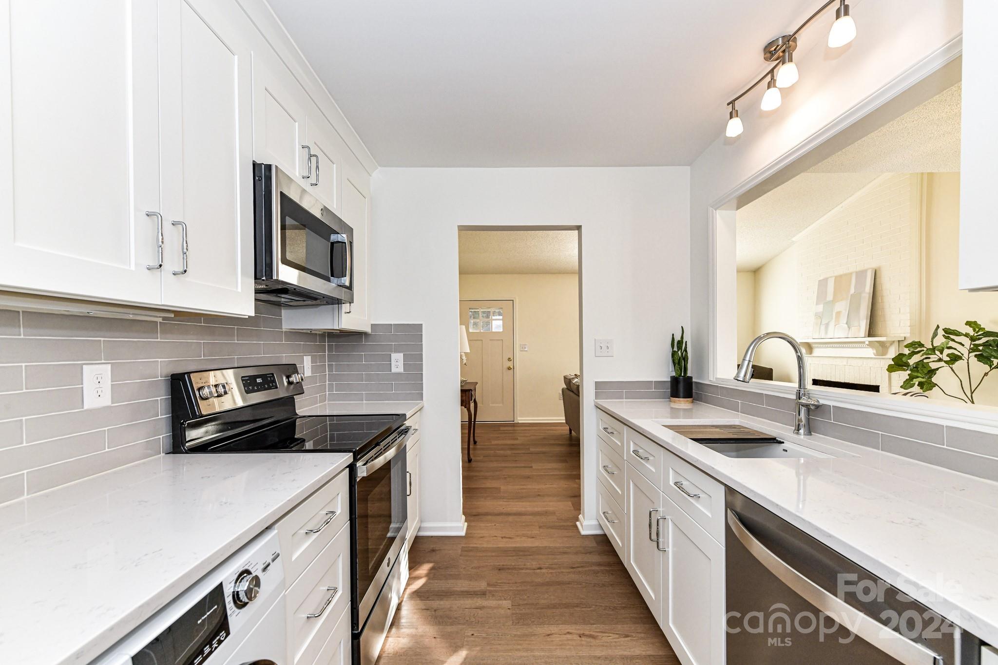 Candlewyck - Residential