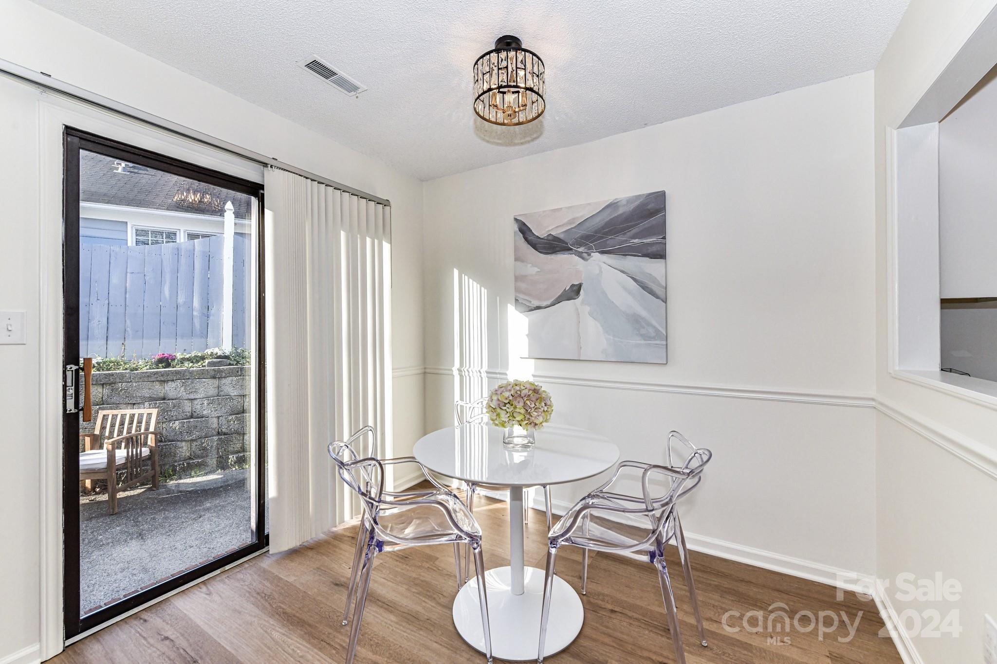 Candlewyck - Residential