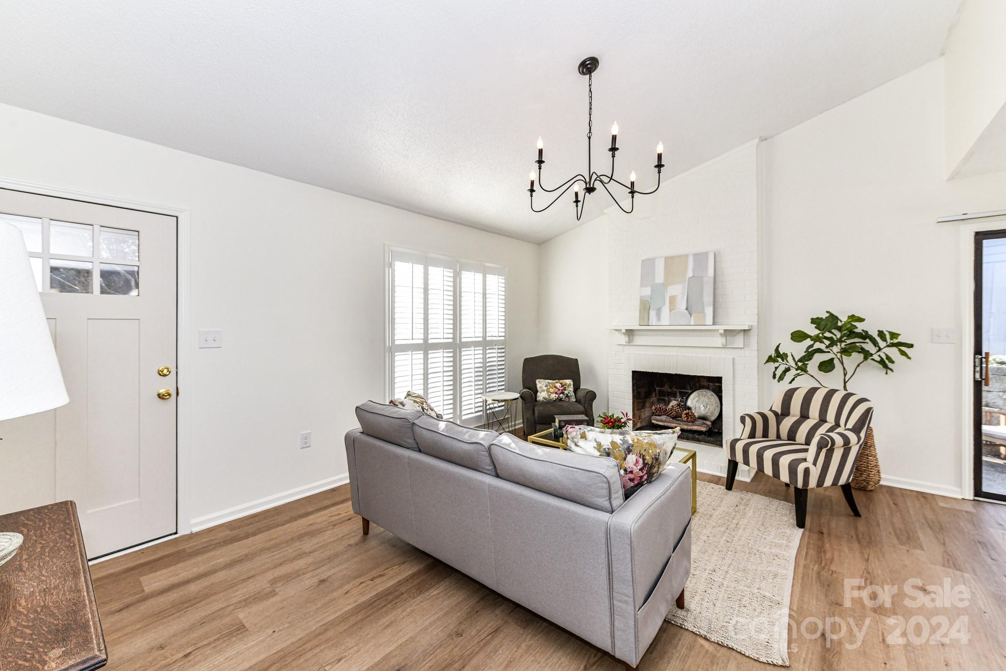 Candlewyck - Residential