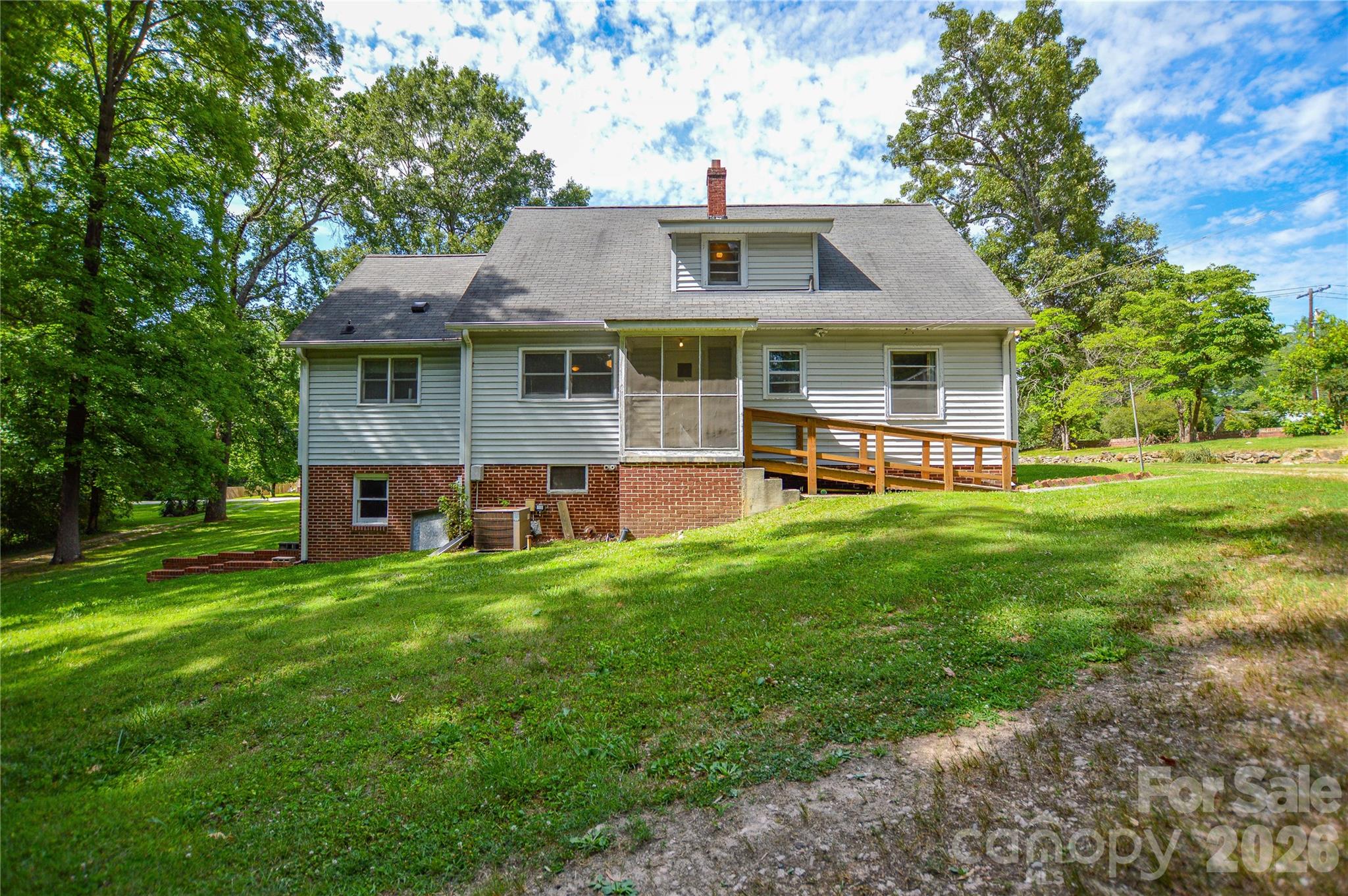 1800 Brantley Road