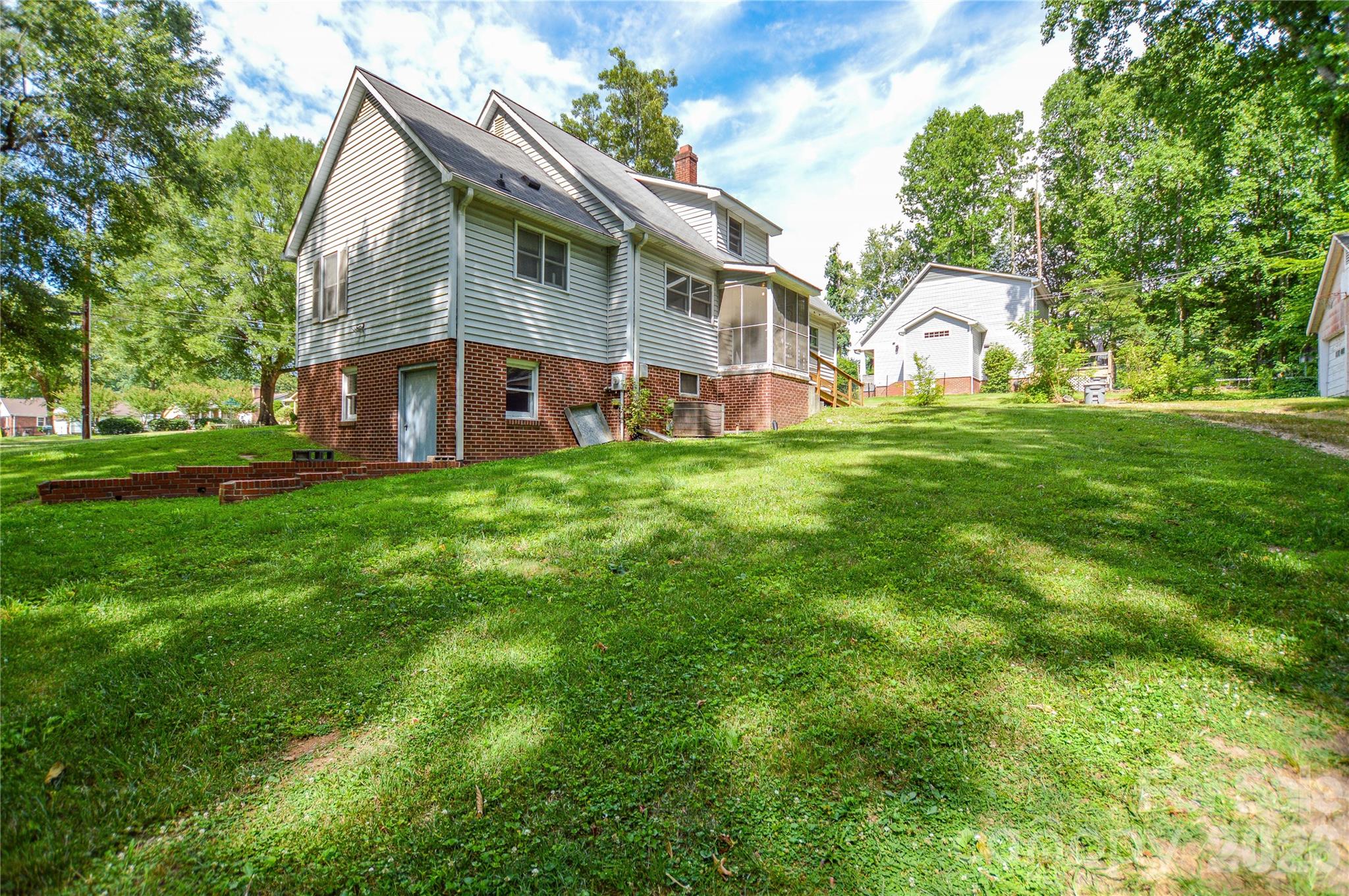 1800 Brantley Road