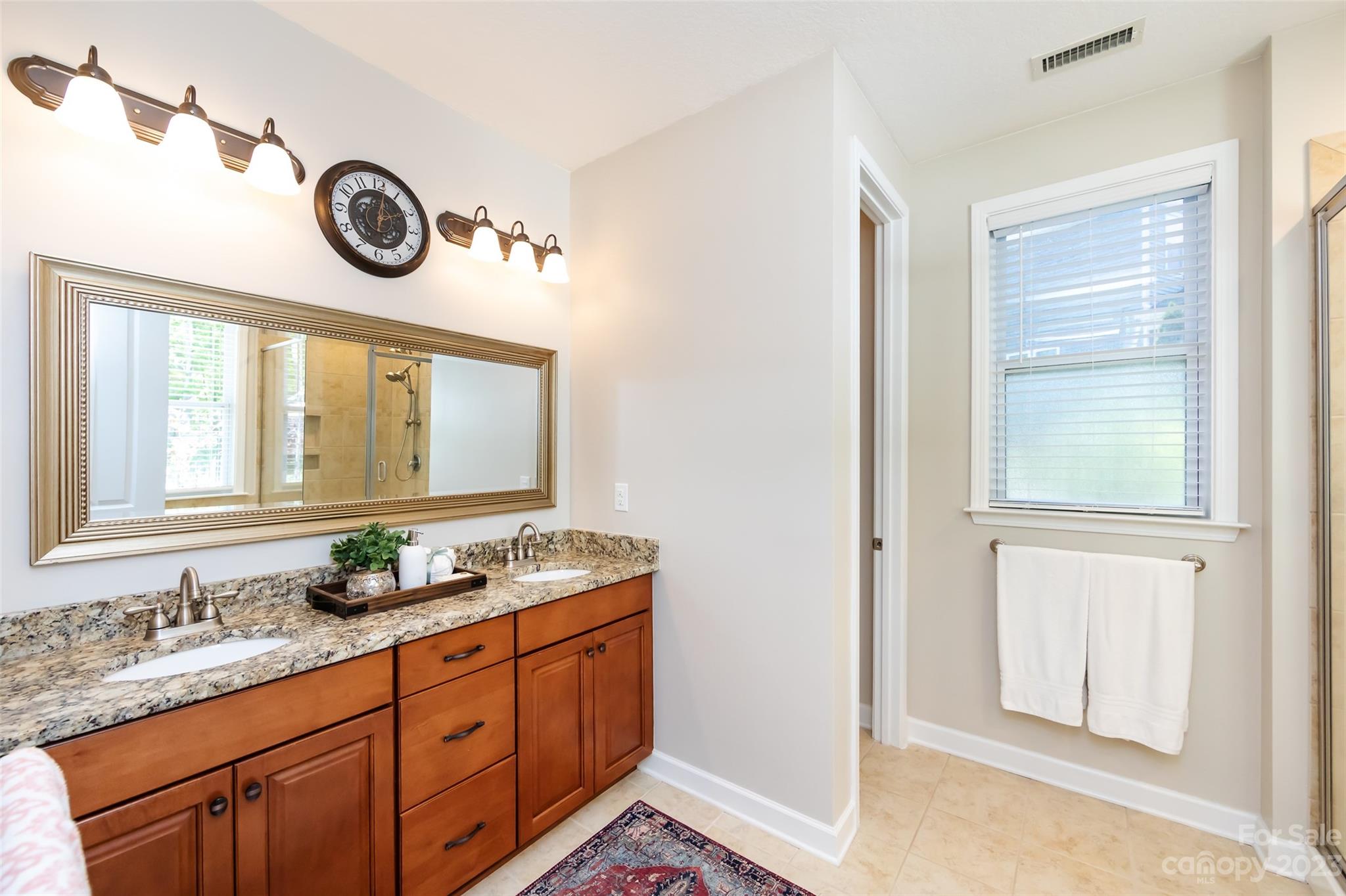 Shelly Woods - Residential