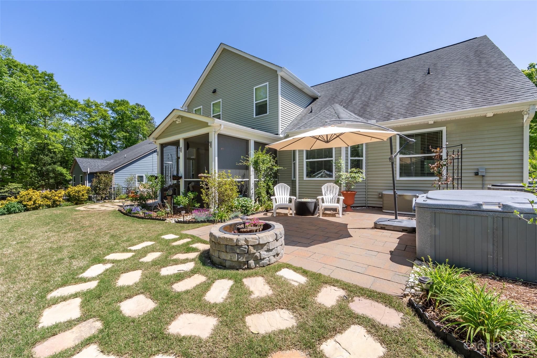 Shelly Woods - Residential