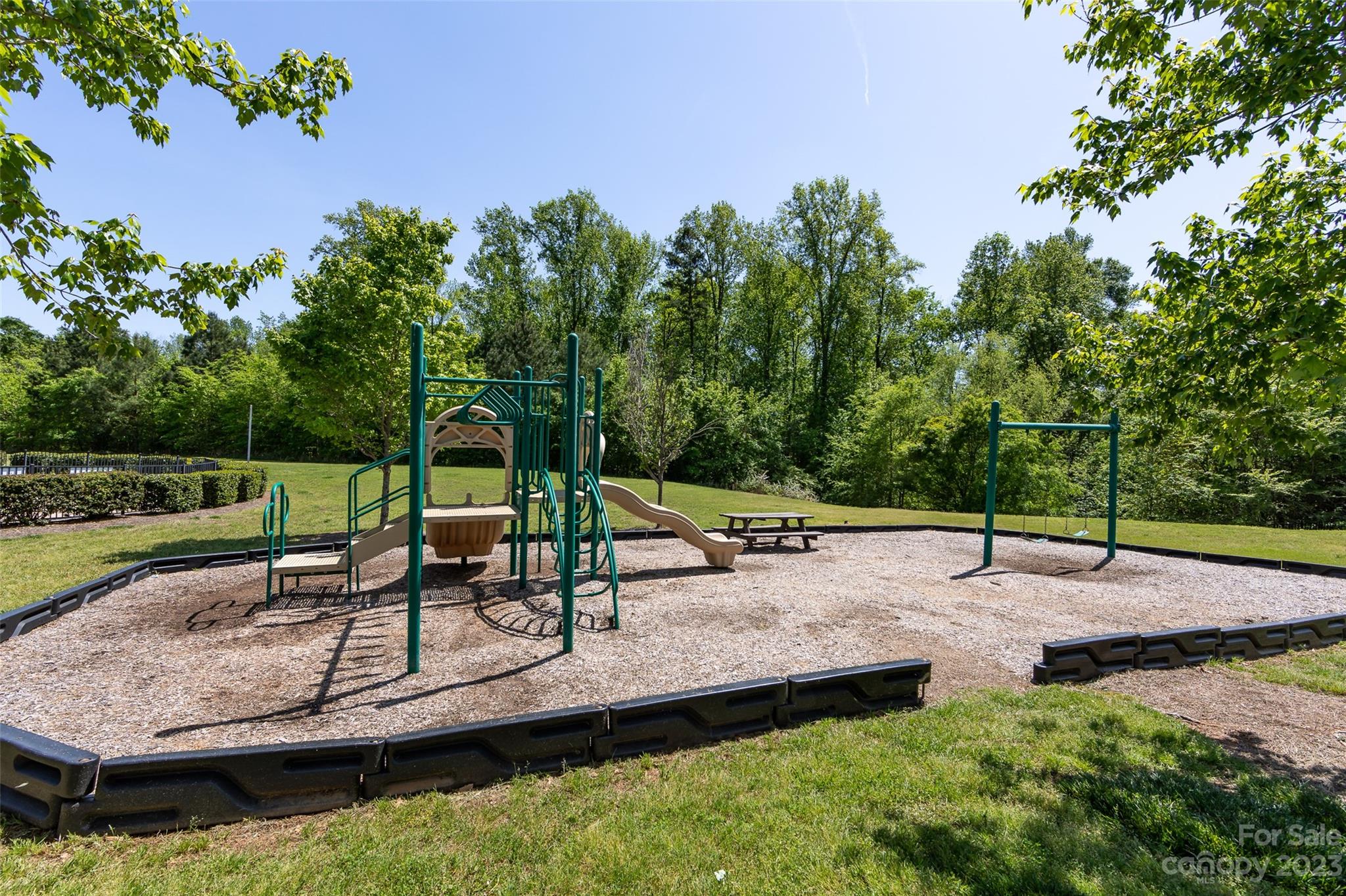 Shelly Woods - Residential