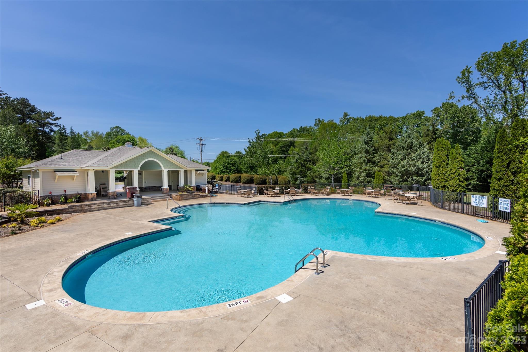 Shelly Woods - Residential