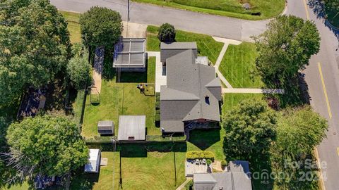 A home in Hickory