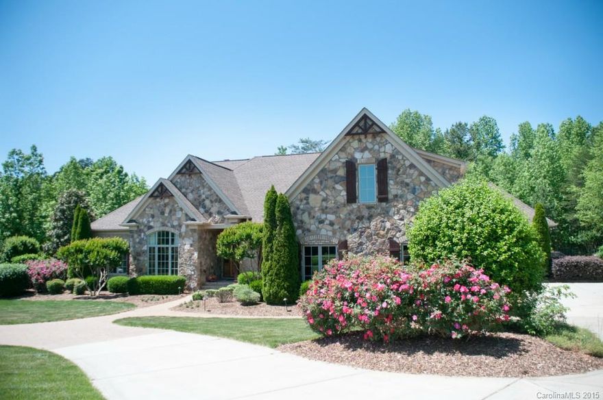 Beautiful custom built Davidson estate on almost 2 wooded acres!Backyard haven-pool,spa,waterfall,outdoor FP,gas grill,bballcourt,raised garden w irrigation & flagstone patio.Gourmet kitchen:Viking Range,double oven,grill & griddle,KitchenAid fridge,Miele dishwasher,wine fridge,icemaker & bread warmer.Energy efficient-Icynene insulation & sealed crawl space.Water filtration/purification system.Space for entertaining,office,nanny or in-law suite.Bonus room/full bath/floored attic storage & more!