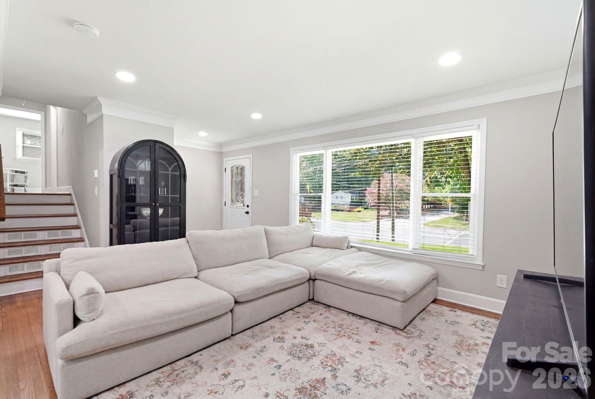 7552 Idlewild Road
