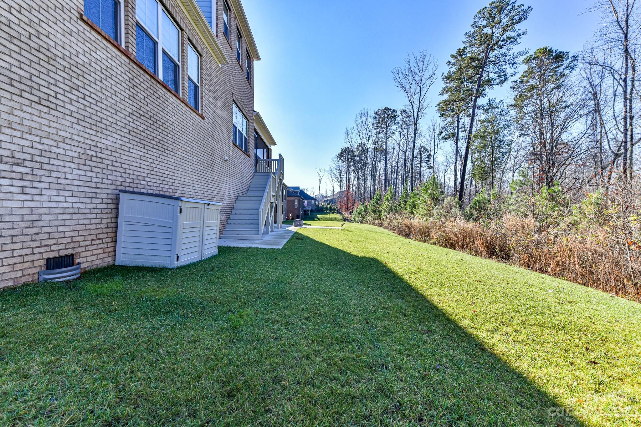 The Falls at Weddington - Residential