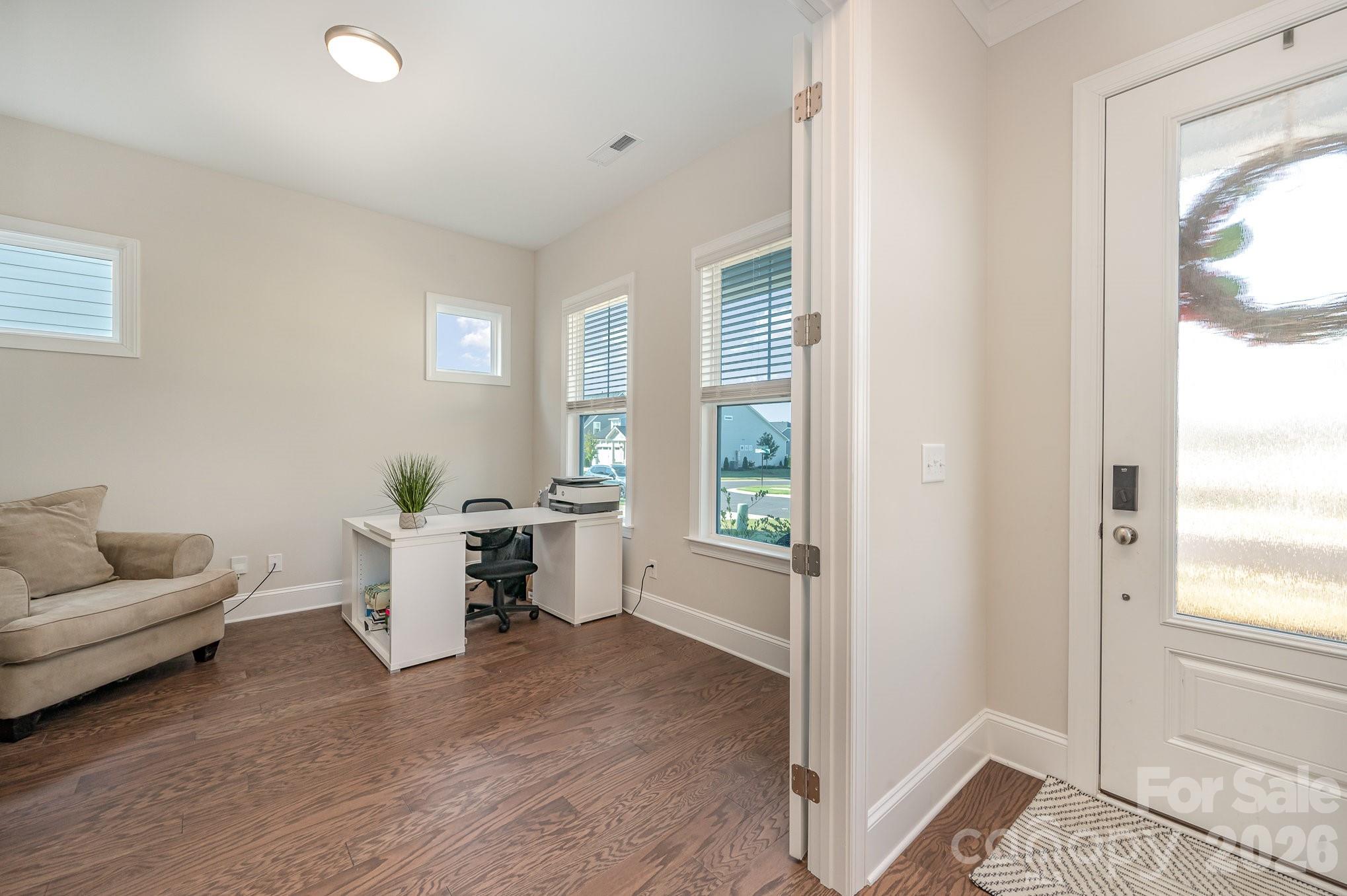 1390 Cedardale Lane