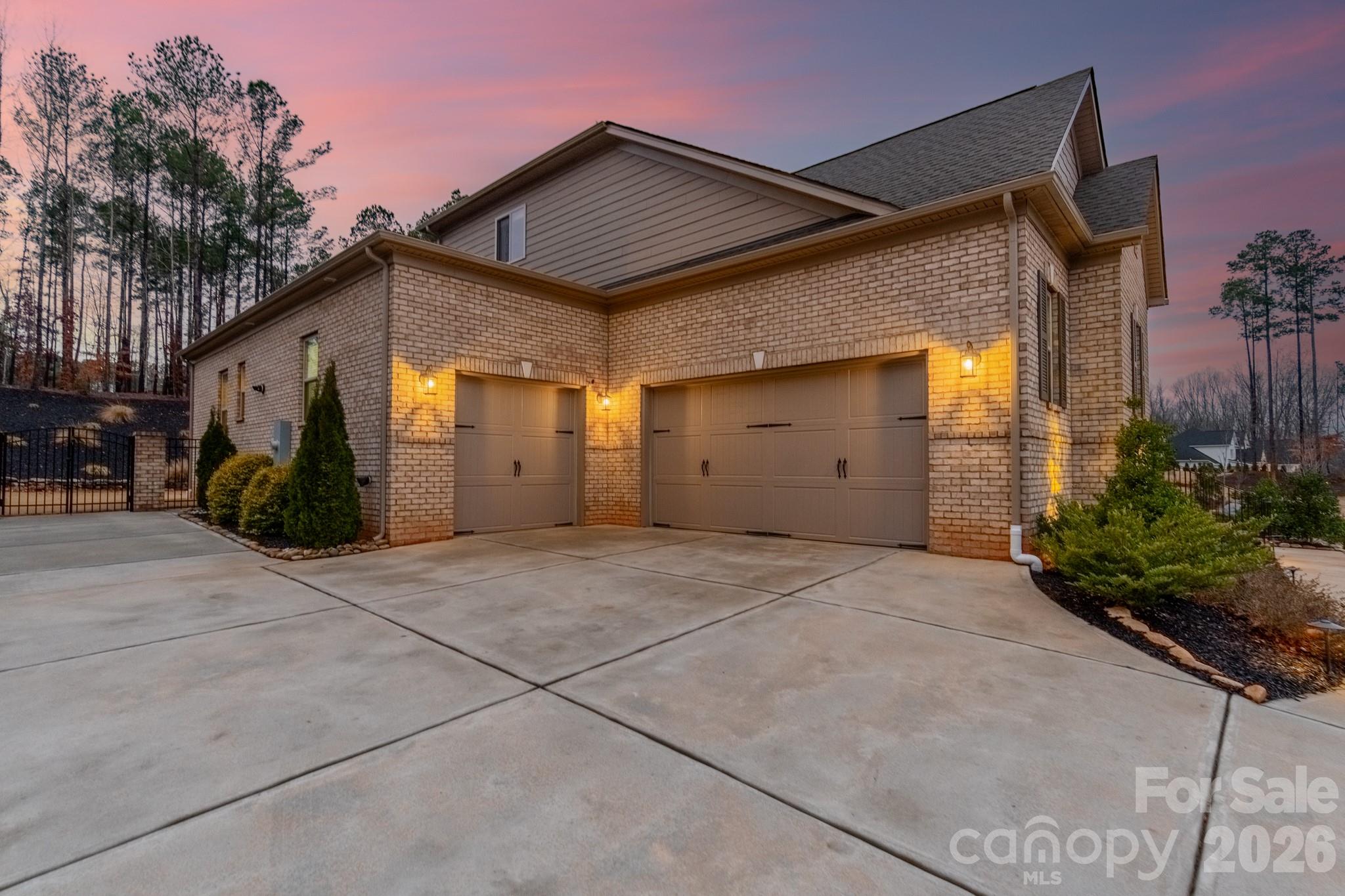 Trinity Ridge - Residential