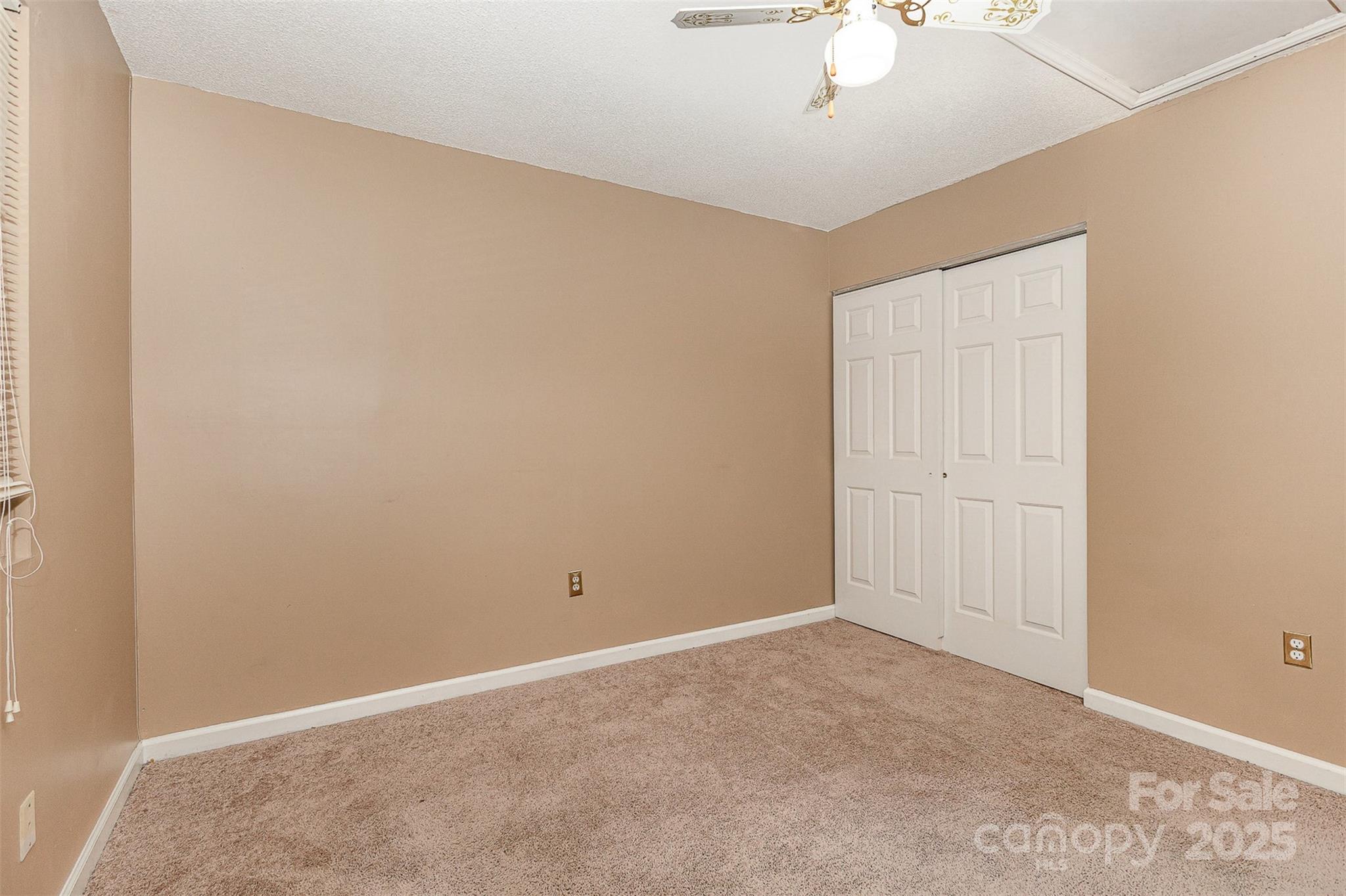 Hunters Chase - Residential