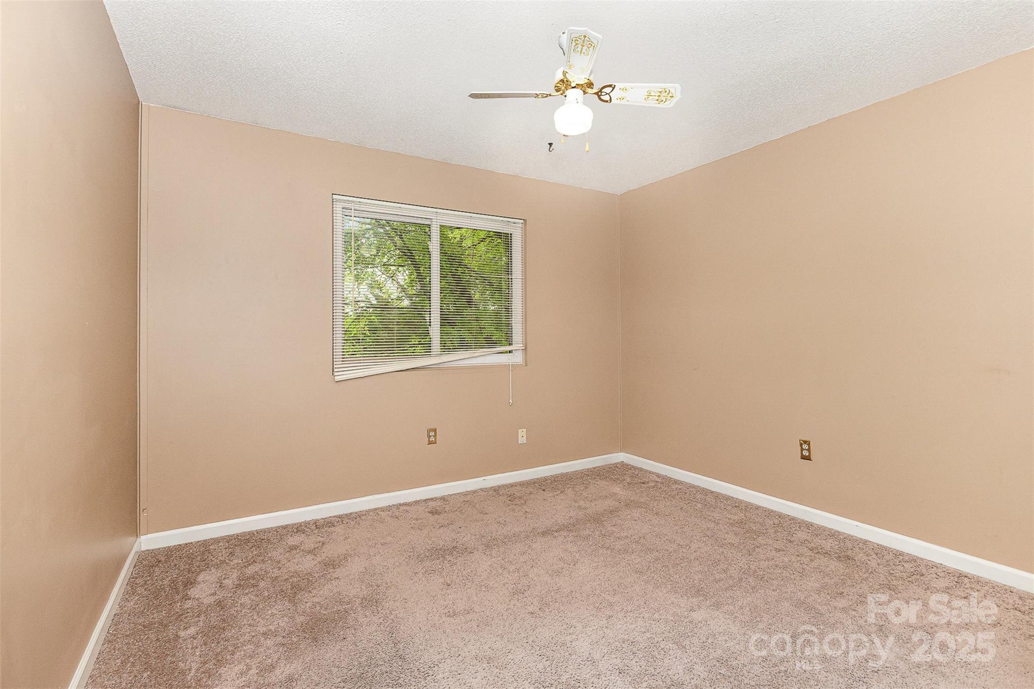 Hunters Chase - Residential