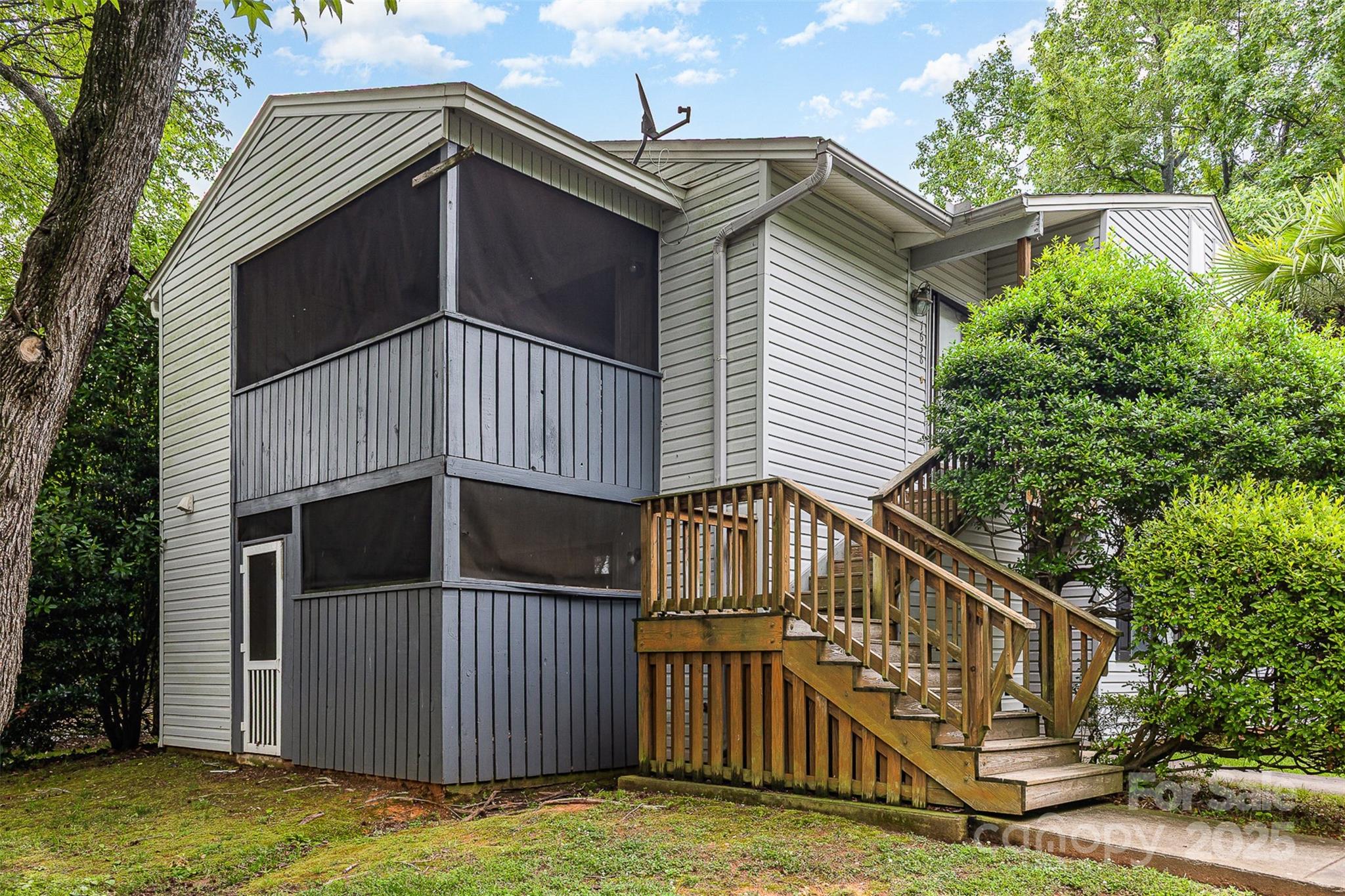 Hunters Chase - Residential