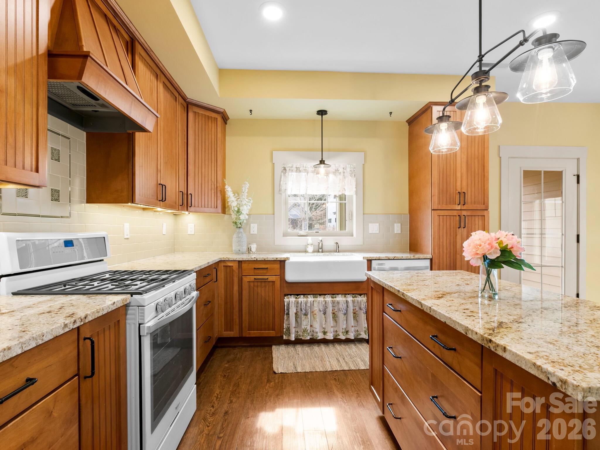 The Villages At Crest Mountain - Residential