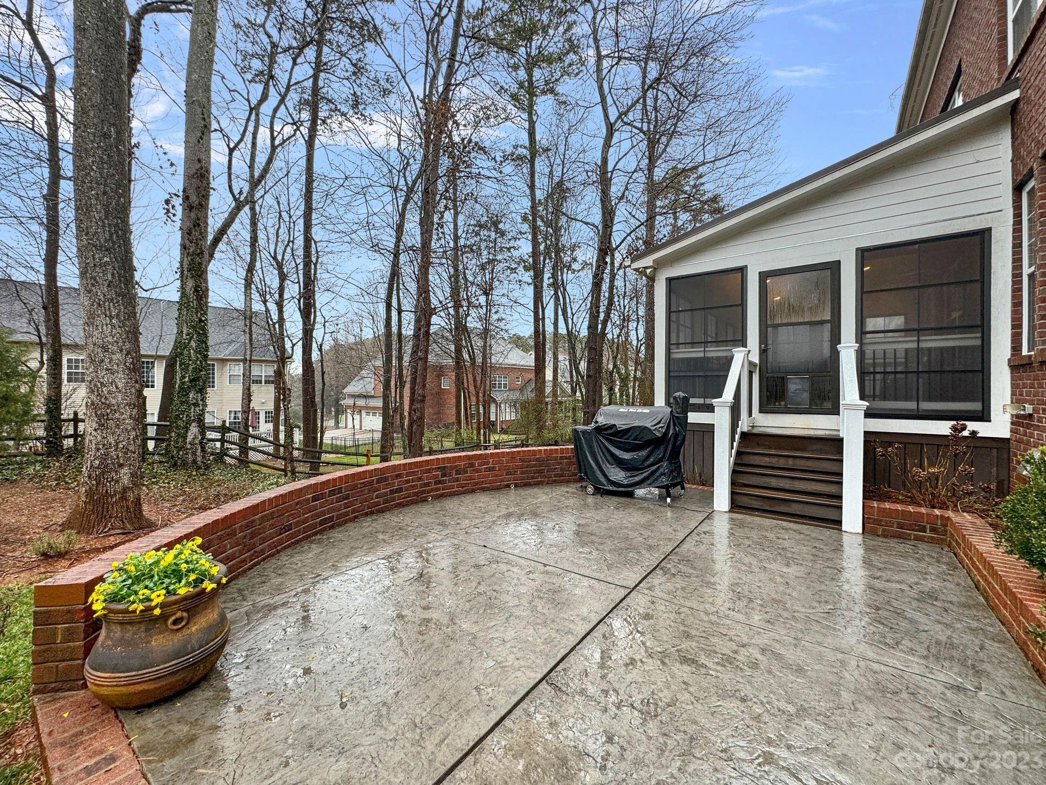 Macaulay - Residential