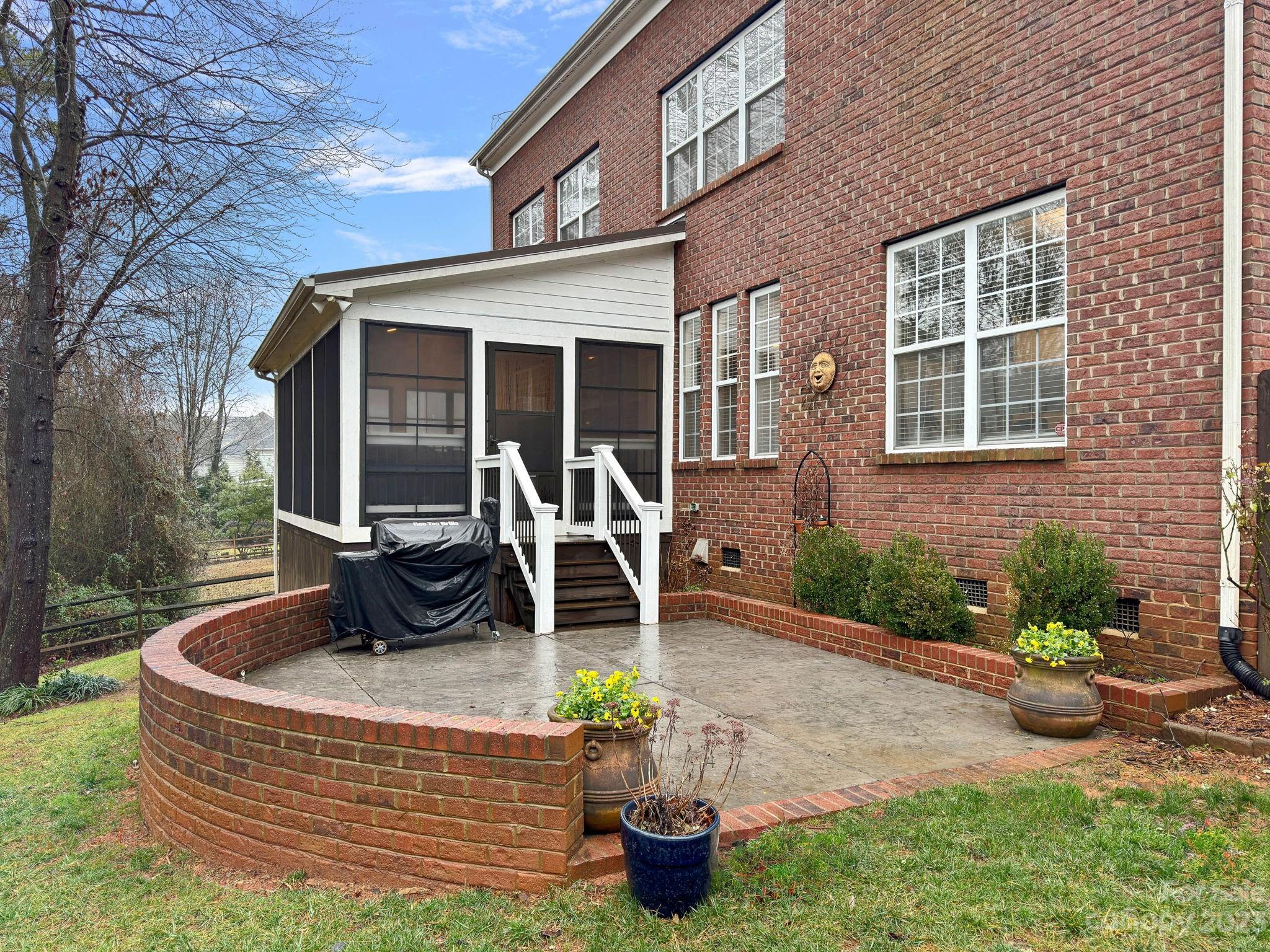 Macaulay - Residential