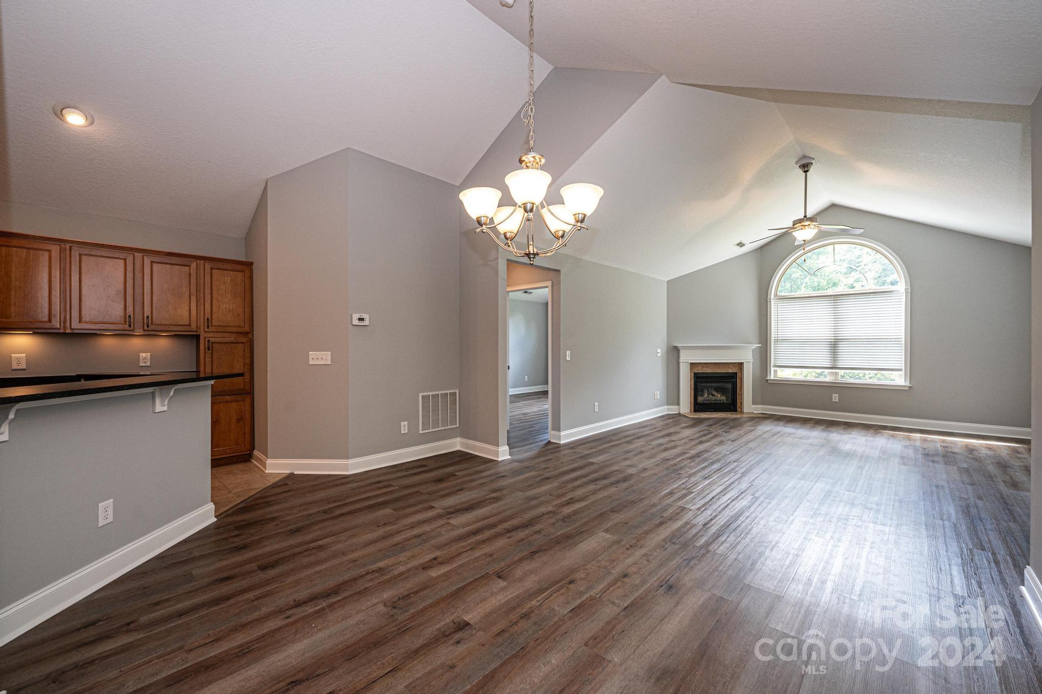 Wynnshire Ridge - Residential