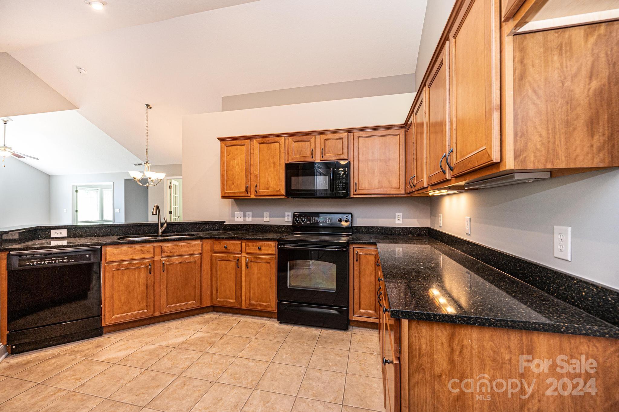 Wynnshire Ridge - Residential