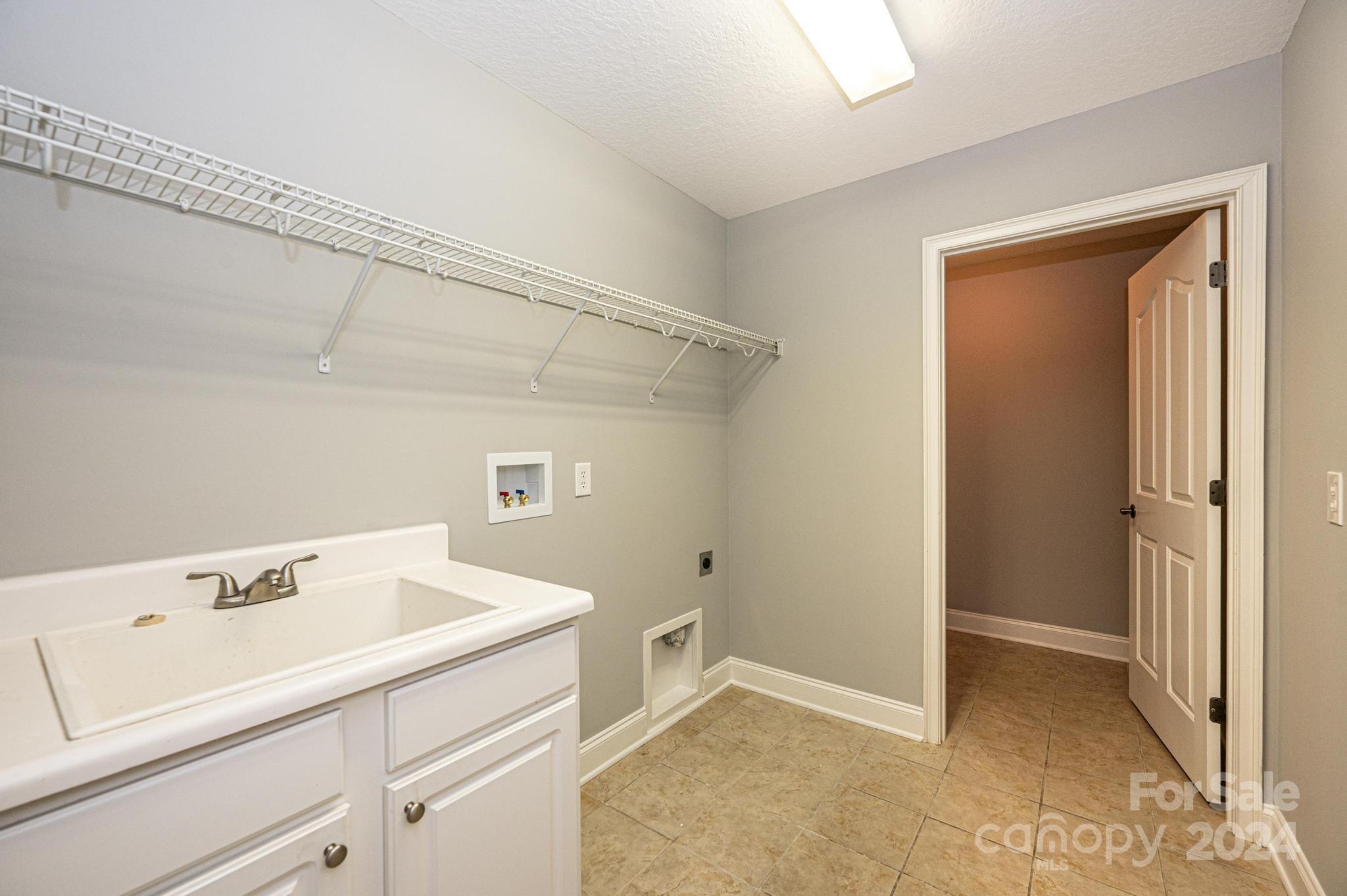 Wynnshire Ridge - Residential