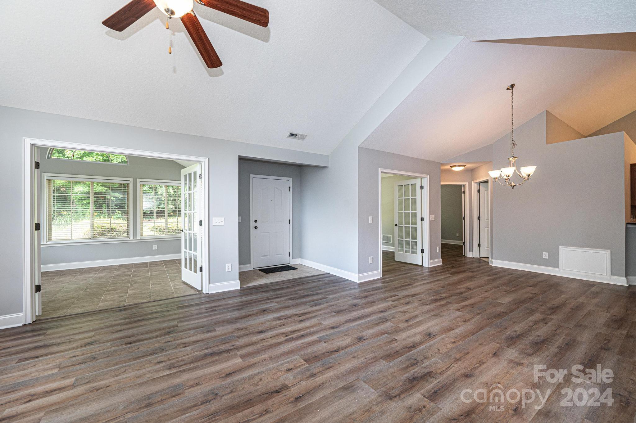 Wynnshire Ridge - Residential