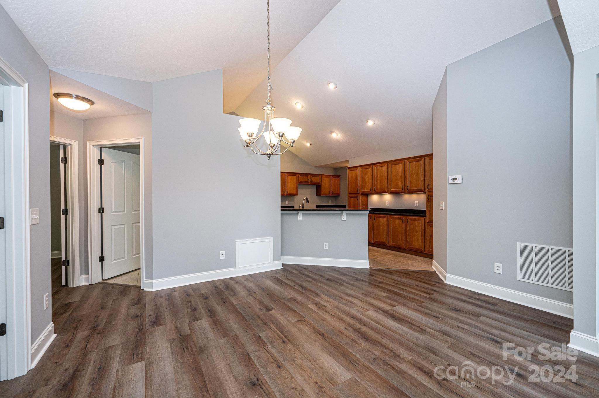 Wynnshire Ridge - Residential