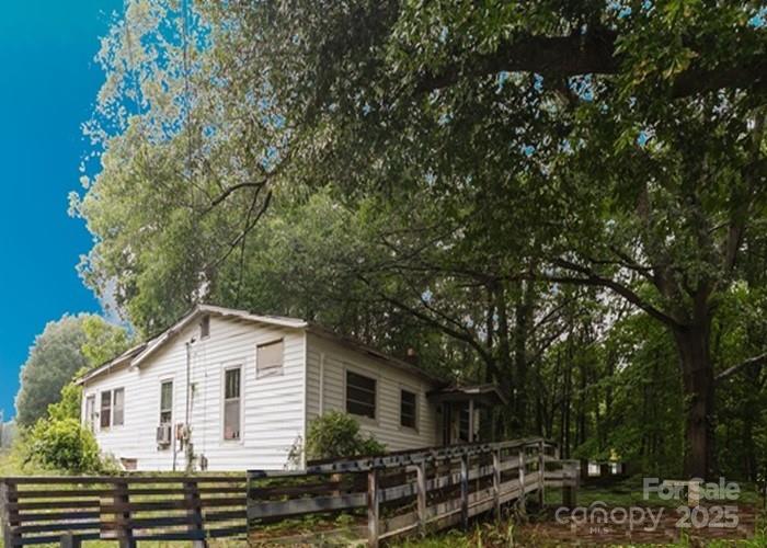 114 Shady Lane