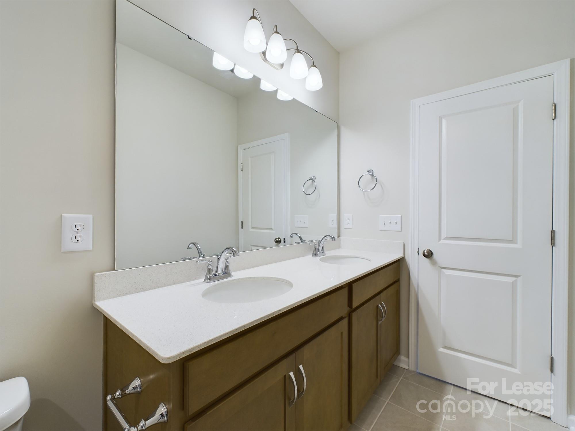 Trellis at The Commons - Residential Lease