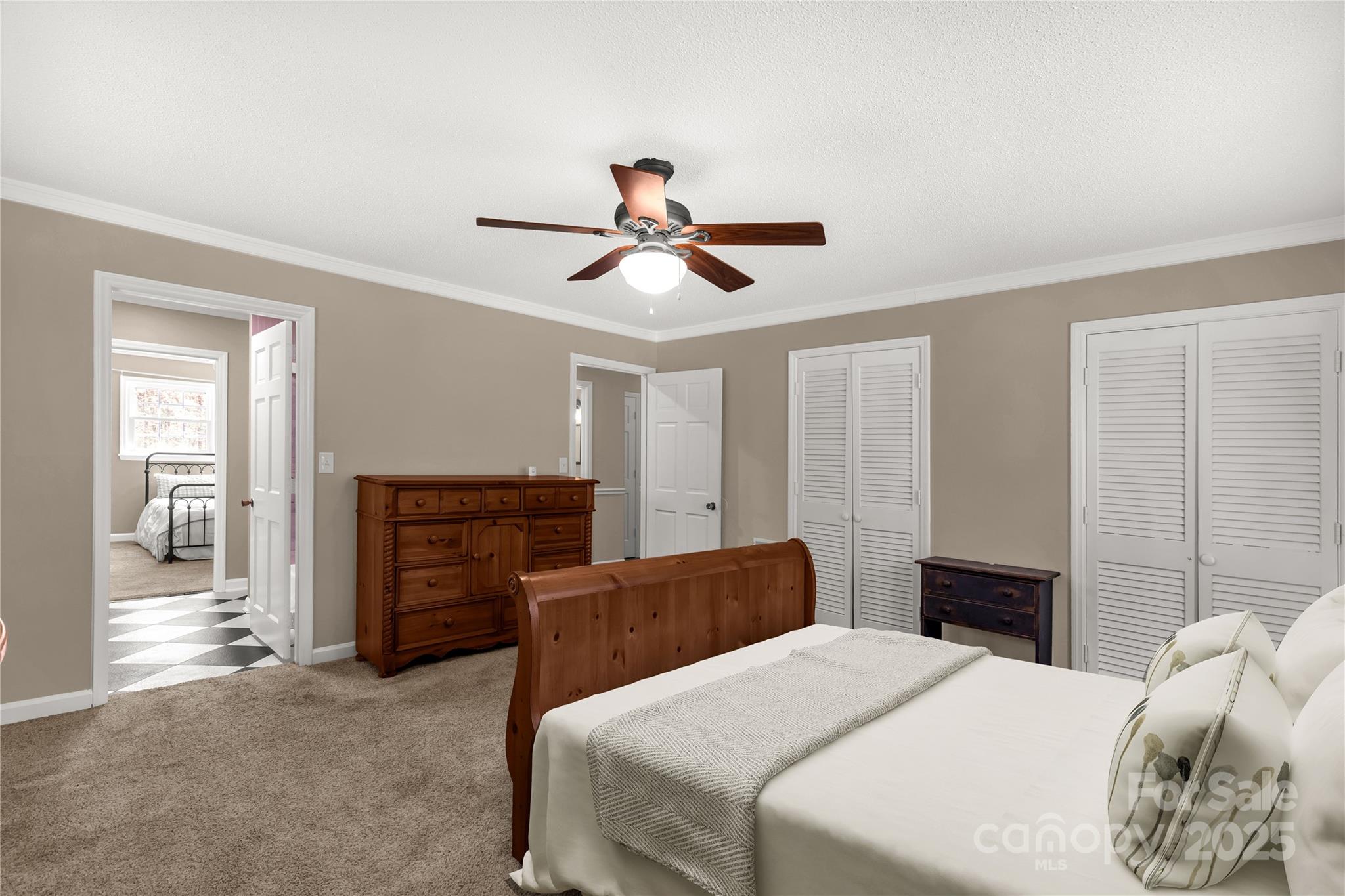 Twin Lakes - Residential