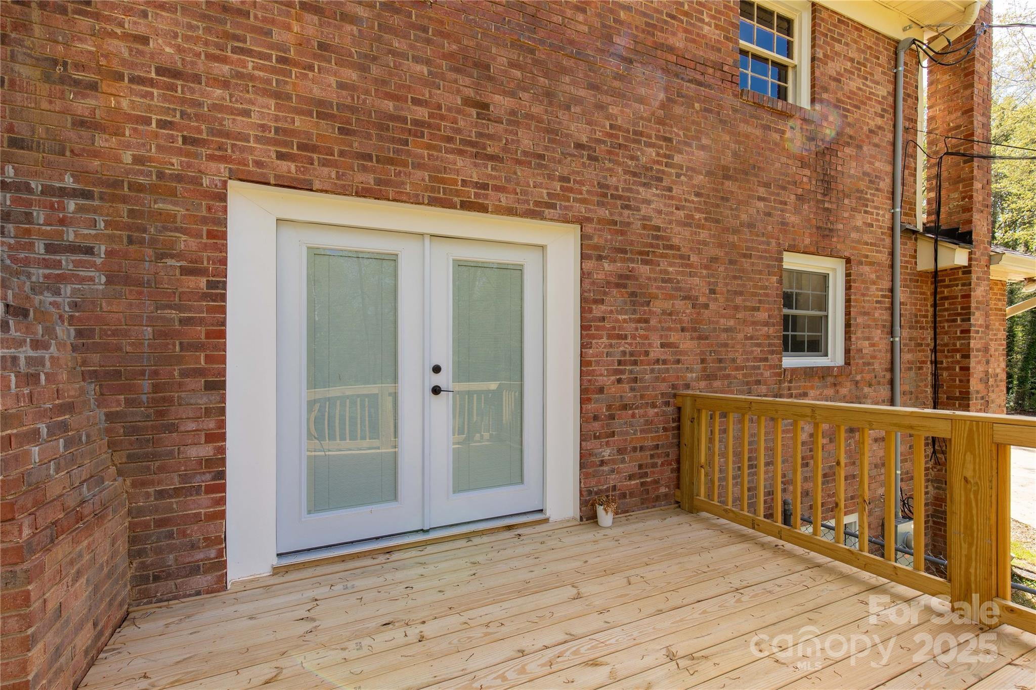 Twin Lakes - Residential