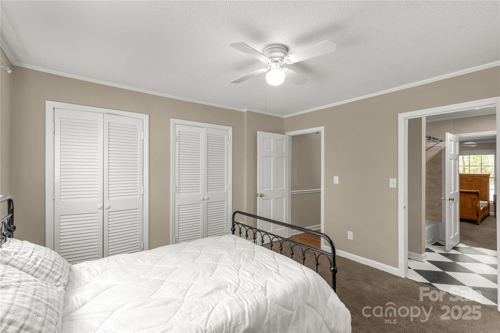 Twin Lakes - Residential