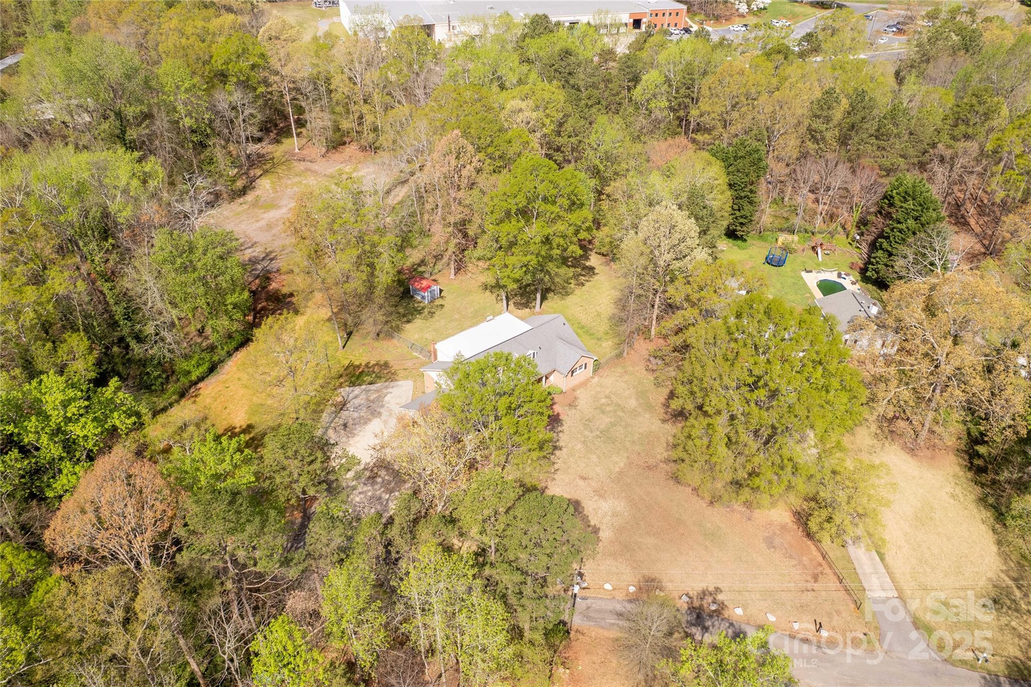 Twin Lakes - Residential