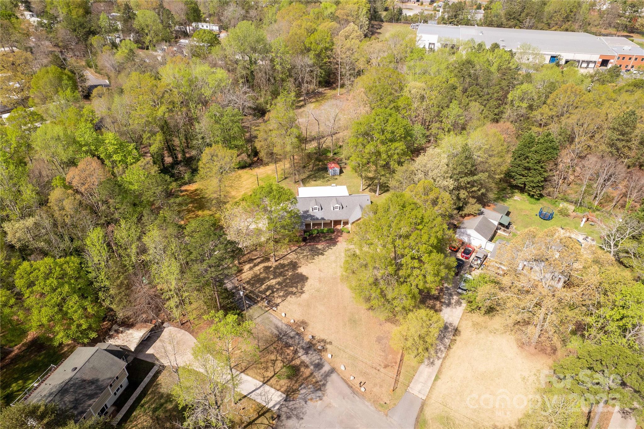 Twin Lakes - Residential