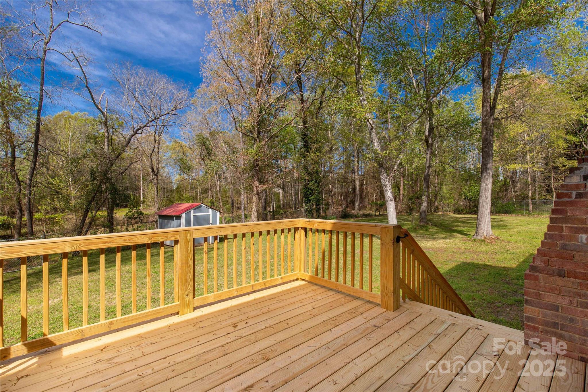 Twin Lakes - Residential