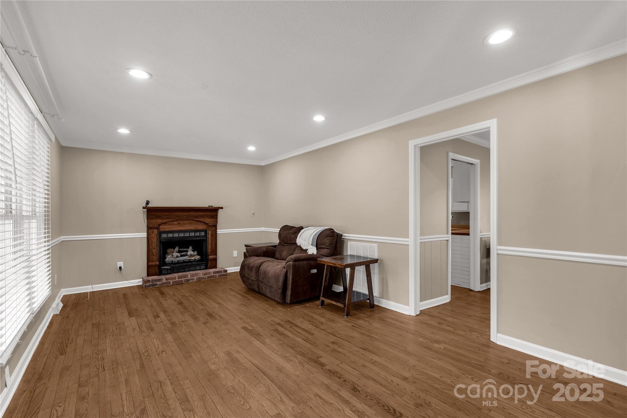 Twin Lakes - Residential