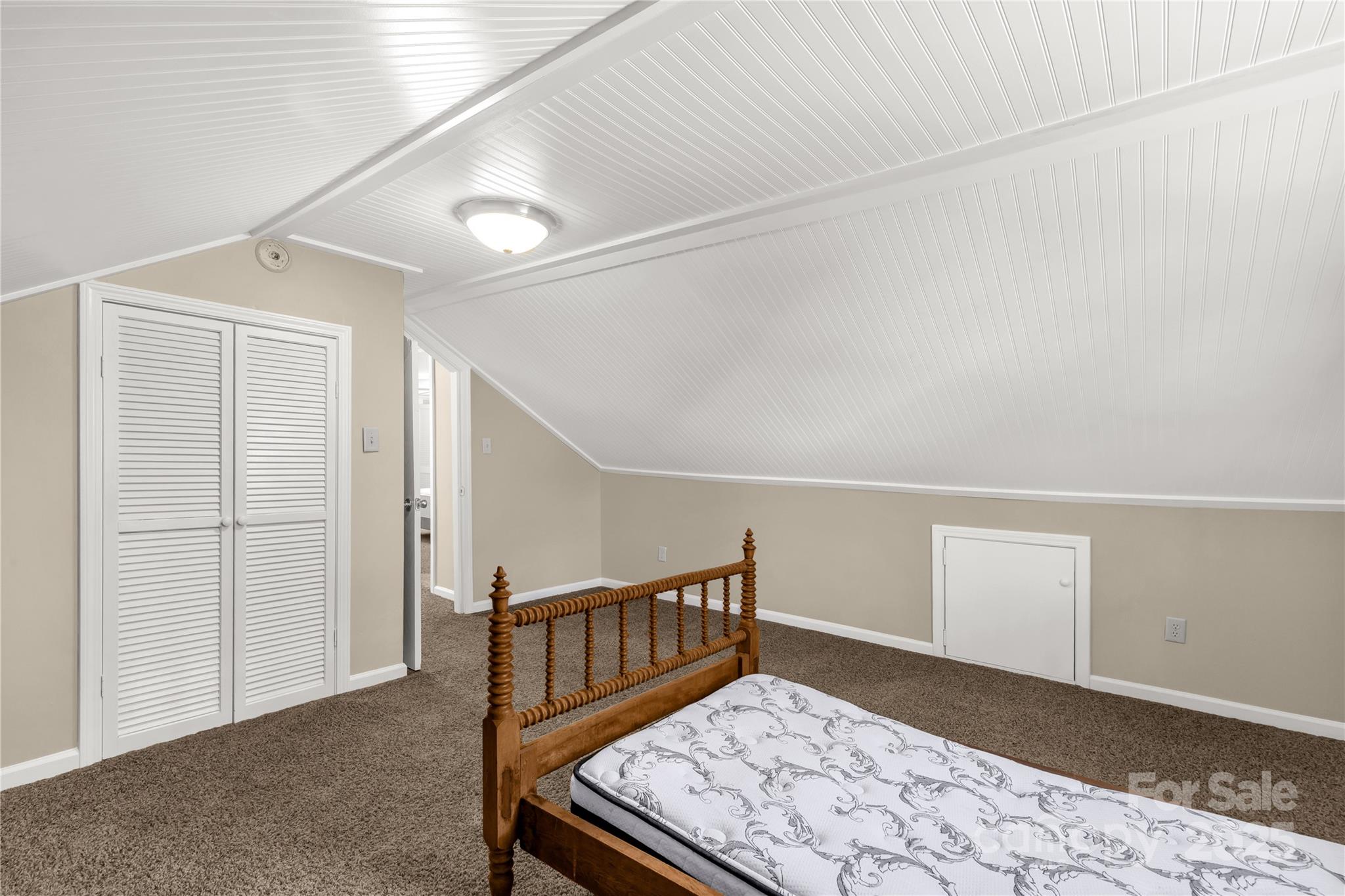 Twin Lakes - Residential