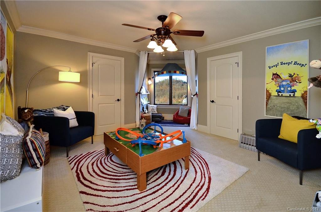 Poplar Ridge - Residential