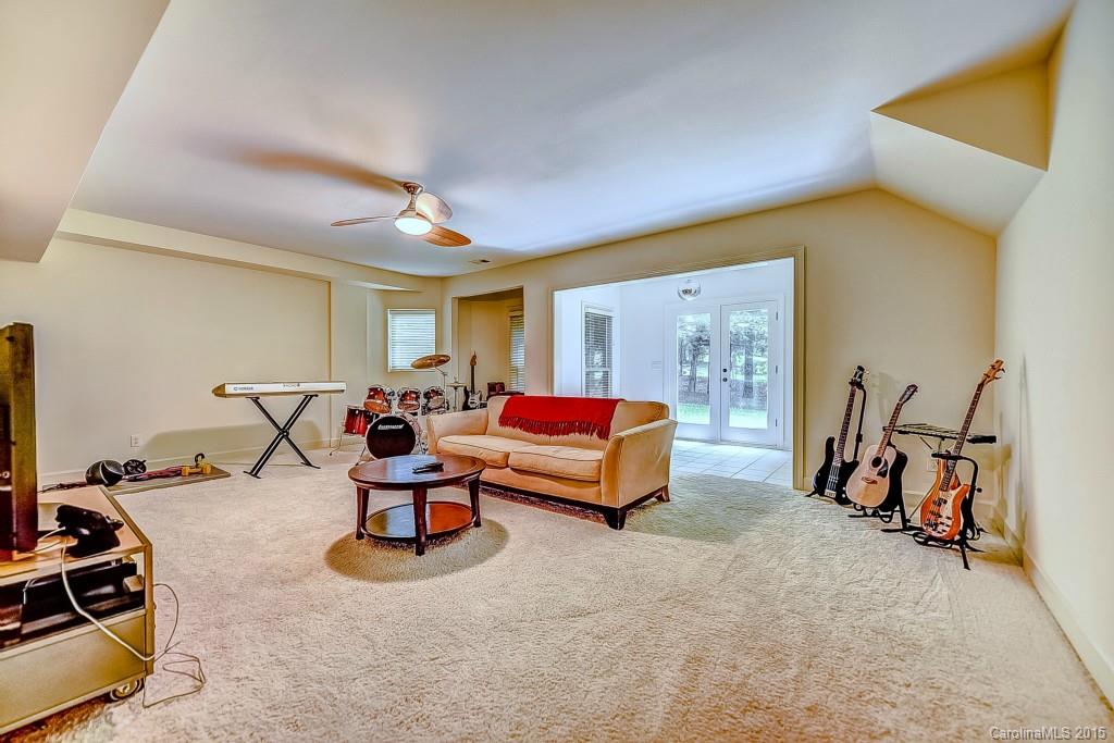 Piper Glen - Residential