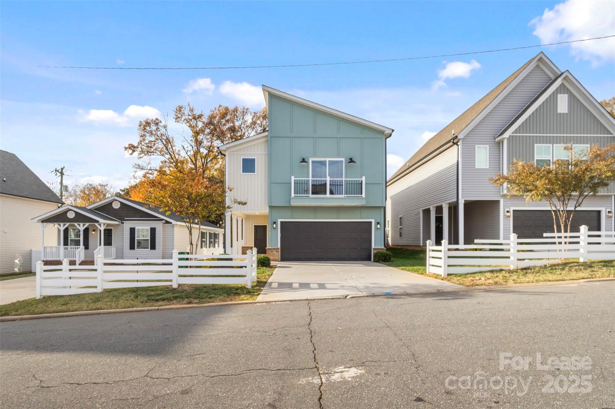 920 Blu Central Road