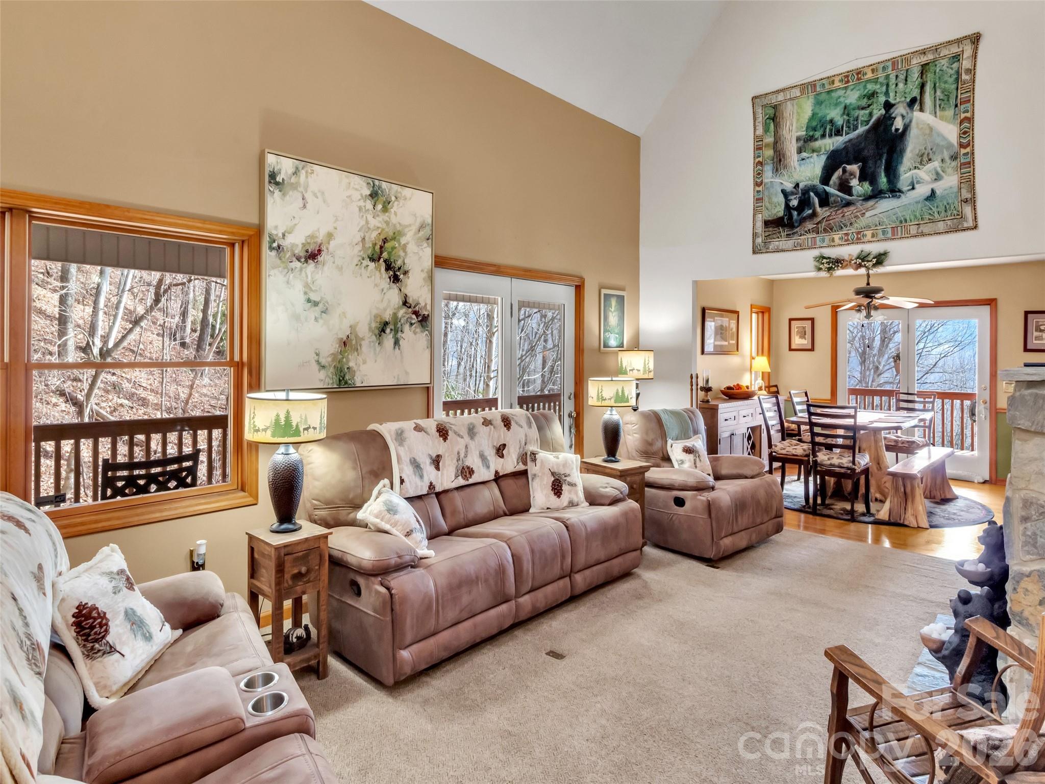 Falcon Ridge - Residential