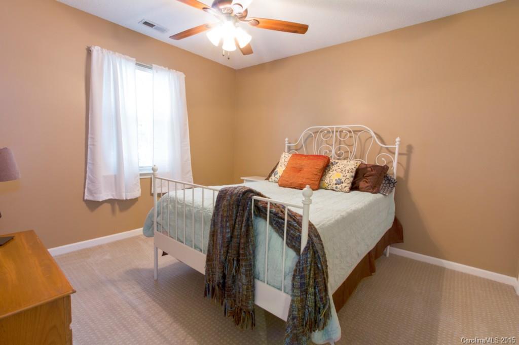 Adams Bluff - Residential